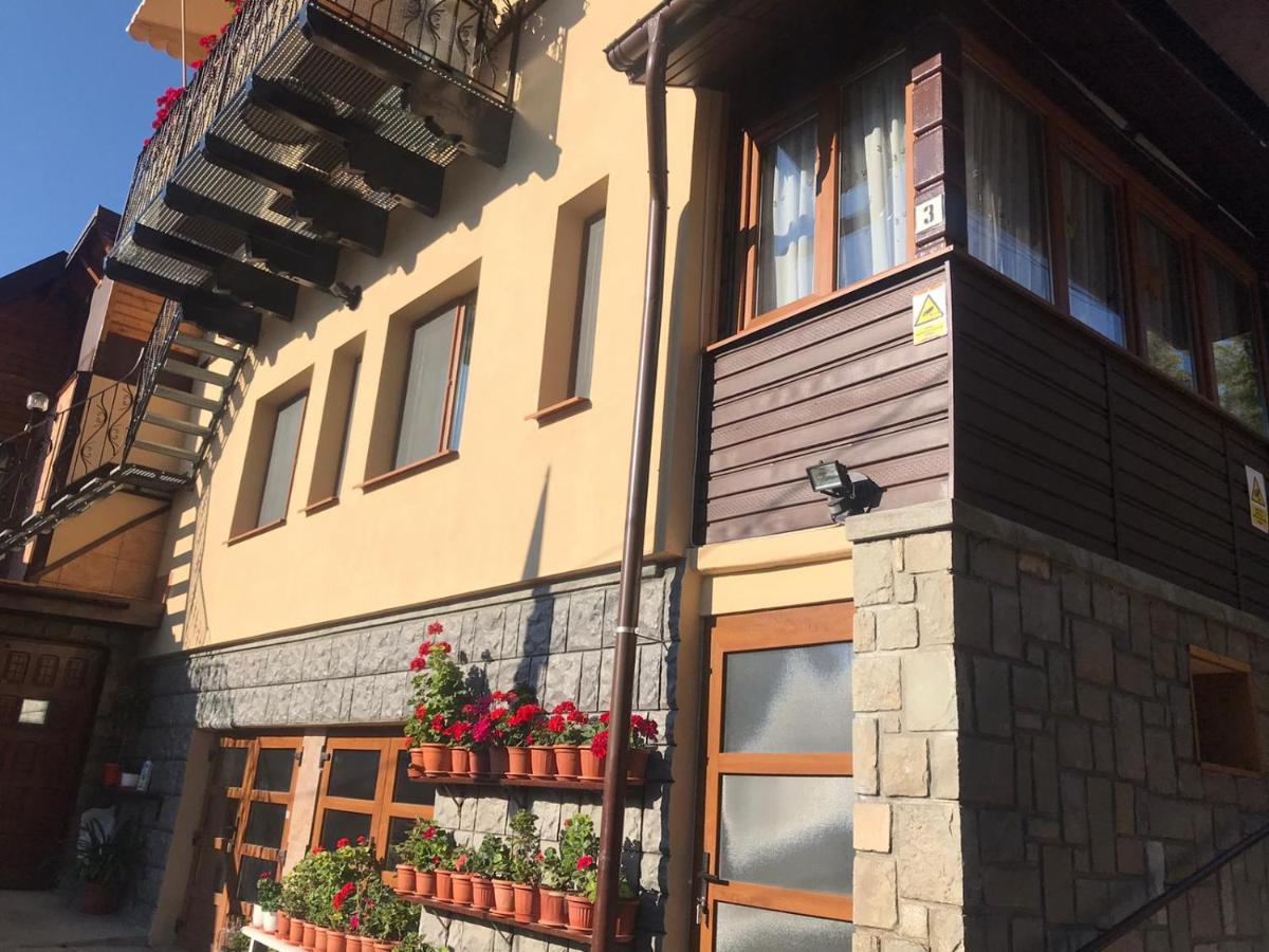 شقة Casa Mikha سِنايا المظهر الخارجي الصورة