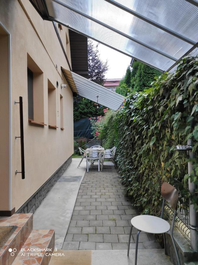 شقة Casa Mikha سِنايا المظهر الخارجي الصورة